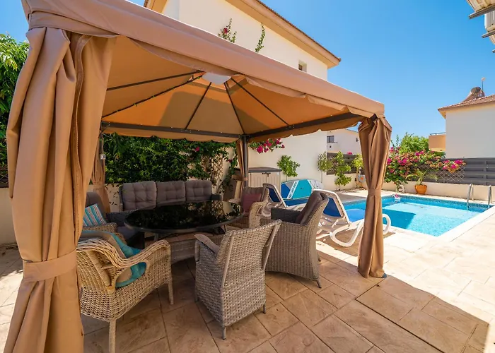 Anna-Maria 3 Bedroom Villa